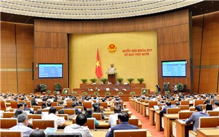  Quốc hội thông qua Nghị quyết về phát triển kinh tế - xã hội năm 2021
