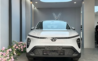 Người dùng Việt đánh giá Vinfast VF MPV 7 là "chuẩn mực cho xe gia đình" 