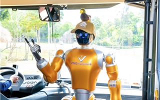 Vindynamics ra mắt robot hình người tại 2 sự kiện công nghệ hàng đầu thế giới