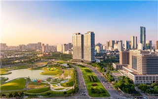 Người sử dụng đất phải nộp tiền bổ sung do chưa xác định giá đất là bất hợp lý 