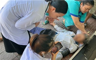 Nữ bác sĩ kịp thời cứu người bệnh trong gang tấc 