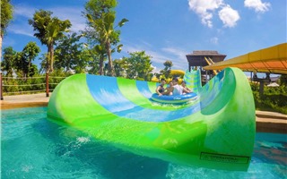 Mùa hè không đi công viên nước thì chờ khi nào? 