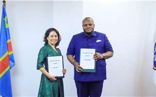 Congo & Vingroup ký MoU phát triển đô thị & giao thông xanh 