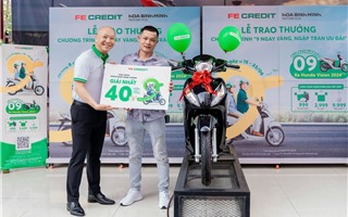  FE Credit trao thưởng xe máy, hoàn tiền cho khách hàng 