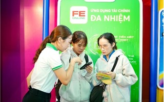FE CREDIT giữ vững vị thế dẫn đầu ngành tài chính tiêu dùng 