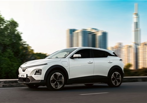 Chủ xe VinFast VF 6: "Chiếc xe giúp cả gia đình an tâm mọi hành trình"