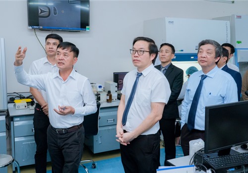 Vinmec và ĐHQG TP.HCM bắt tay đào tạo nhân lực y tế chất lượng cao