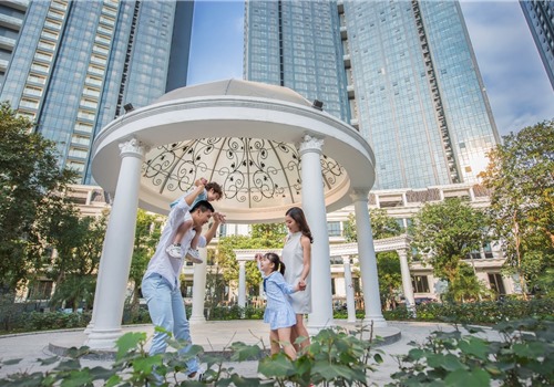 Con người - trung tâm và chủ thể của phát triển trong kỷ nguyên mới 