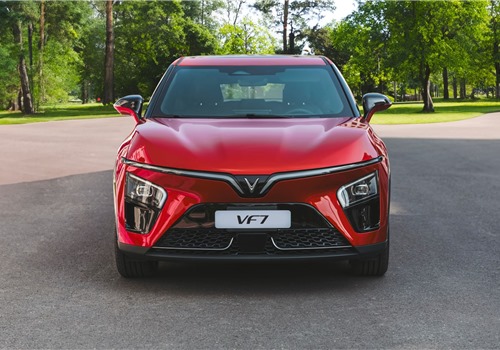 VinFast VF 7 - “cân” đa địa hình, xóa tan mệt mỏi trên những hành trình xa