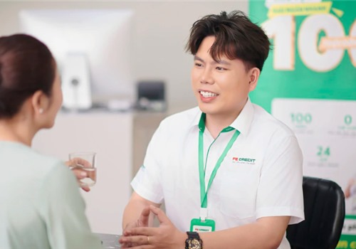 FE CREDIT đồng hành cùng nữ tài xế công nghệ, tạo sinh kế bền vững
