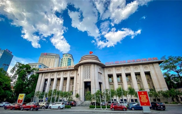 Ngân hàng thương mại trước áp lực siết chặt tỷ lệ an toàn vốn